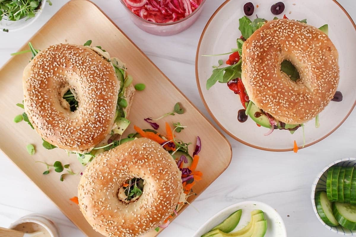 fresh-veggie-bagel-sandwich-recipe