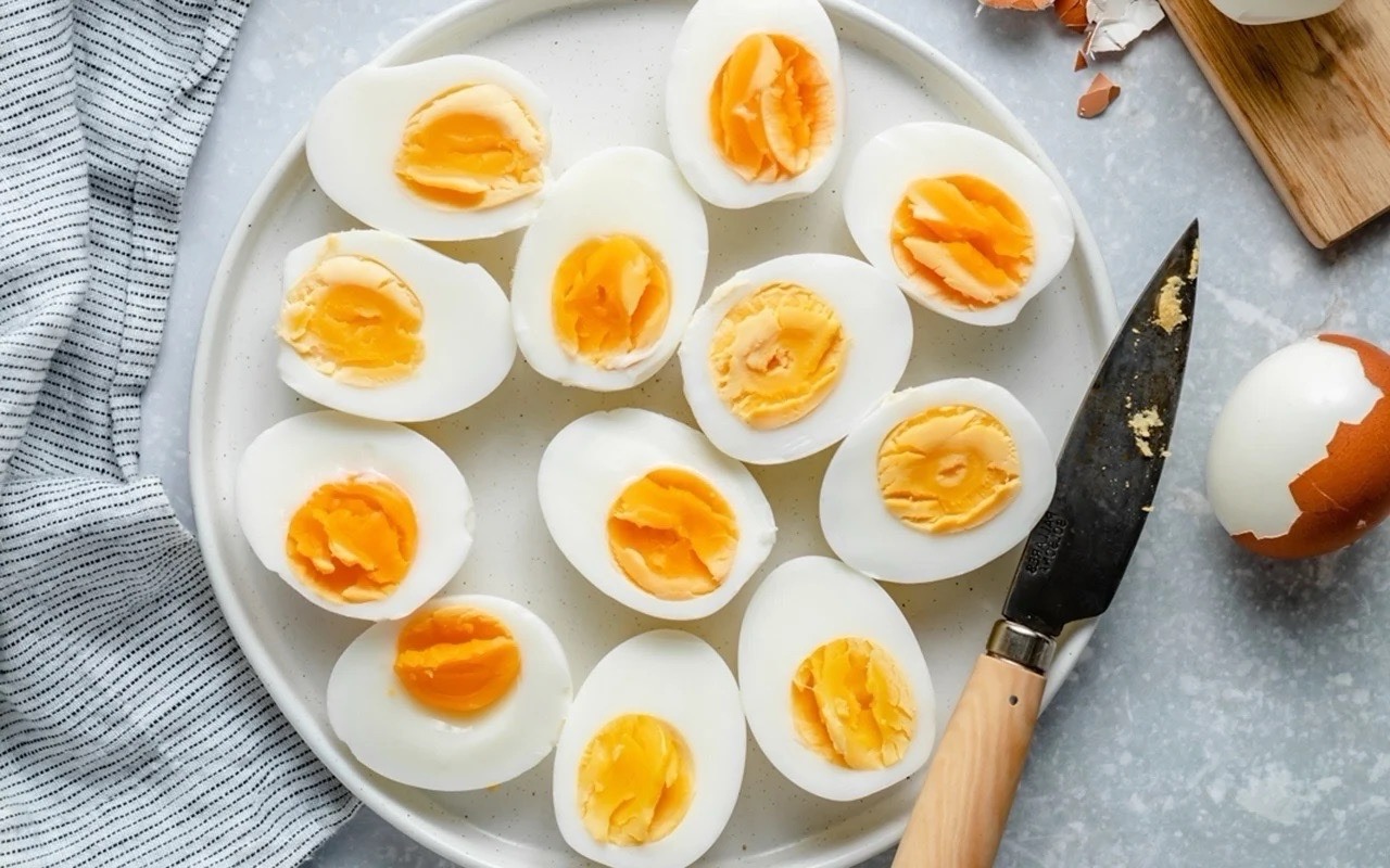 hard-boiled-eggs-in-the-oven-recipe