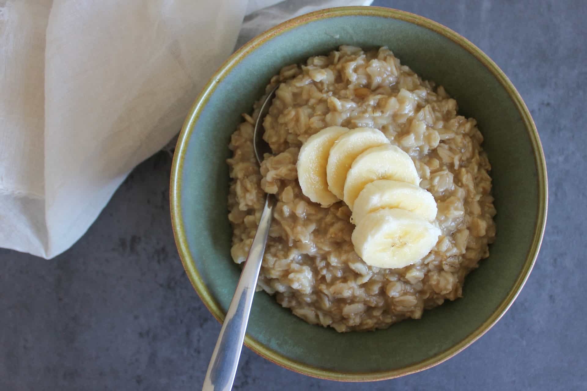 maple-and-brown-sugar-oatmeal-recipe