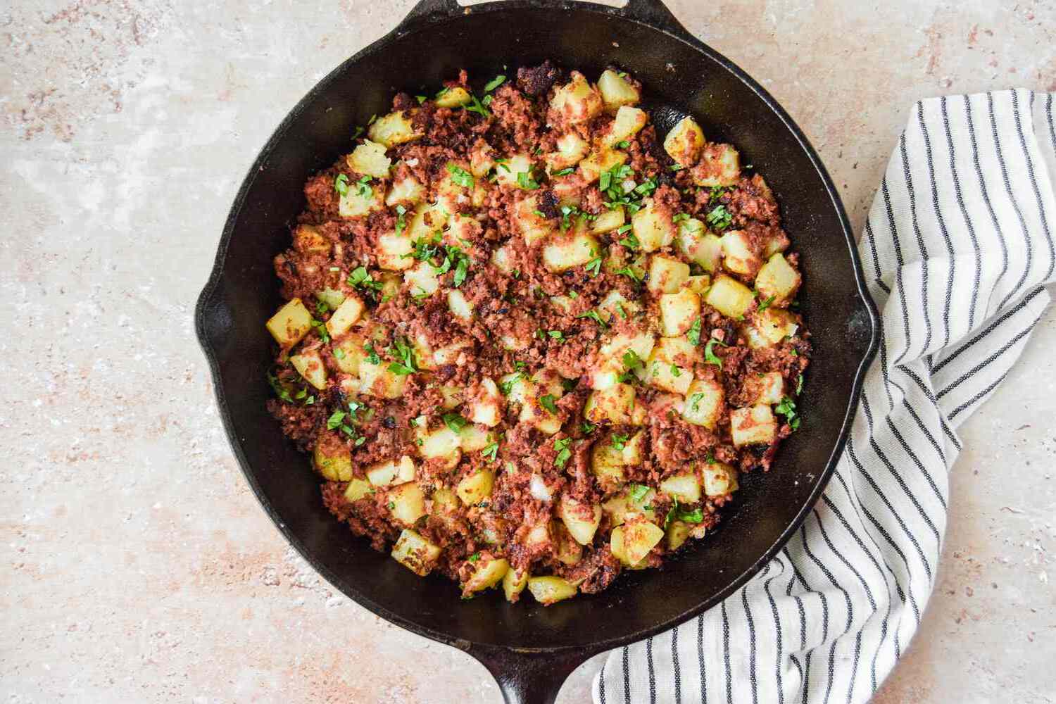 skillet-corned-beef-hash-recipe