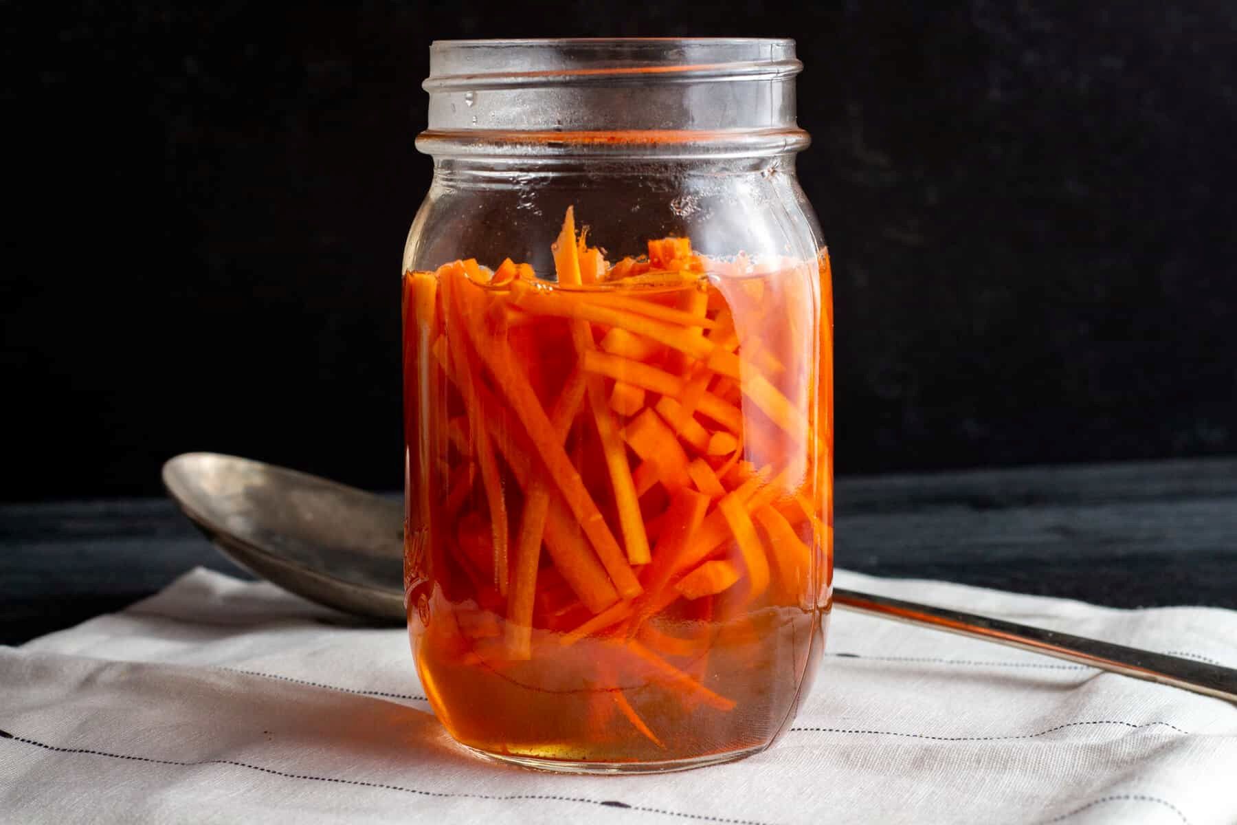 vinegar-pickled-carrots-recipe
