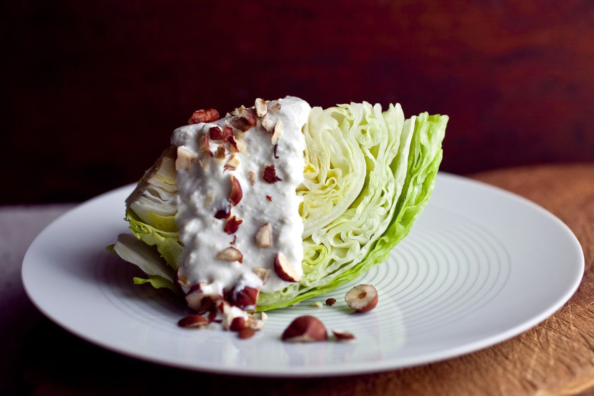 wedge-salad-with-blue-cheese-dressing-recipe