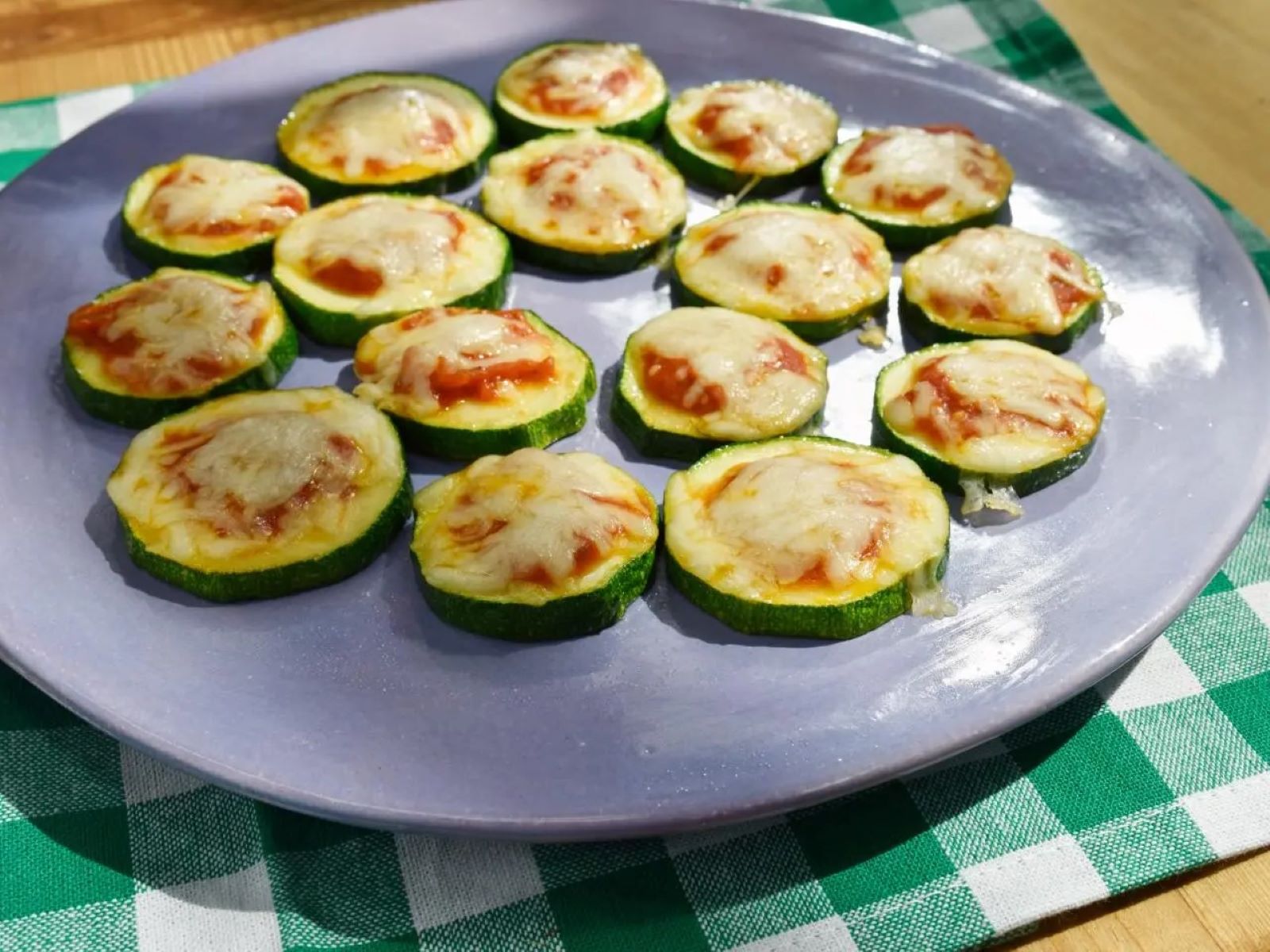 zucchini-pizza-bites-recipe